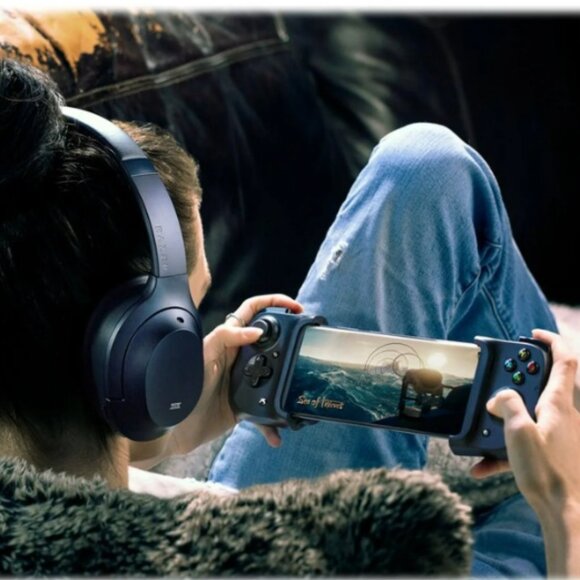 NIB Sealed - Razer Kishi Mobile Gaming Controller for Android (XBox) - Picture 5 of 11